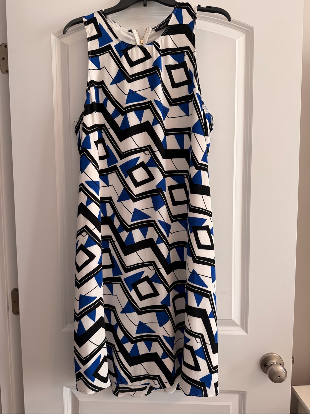 Apt. 9 Sleeveless Geometric Shift Dress - White, Blue & Black